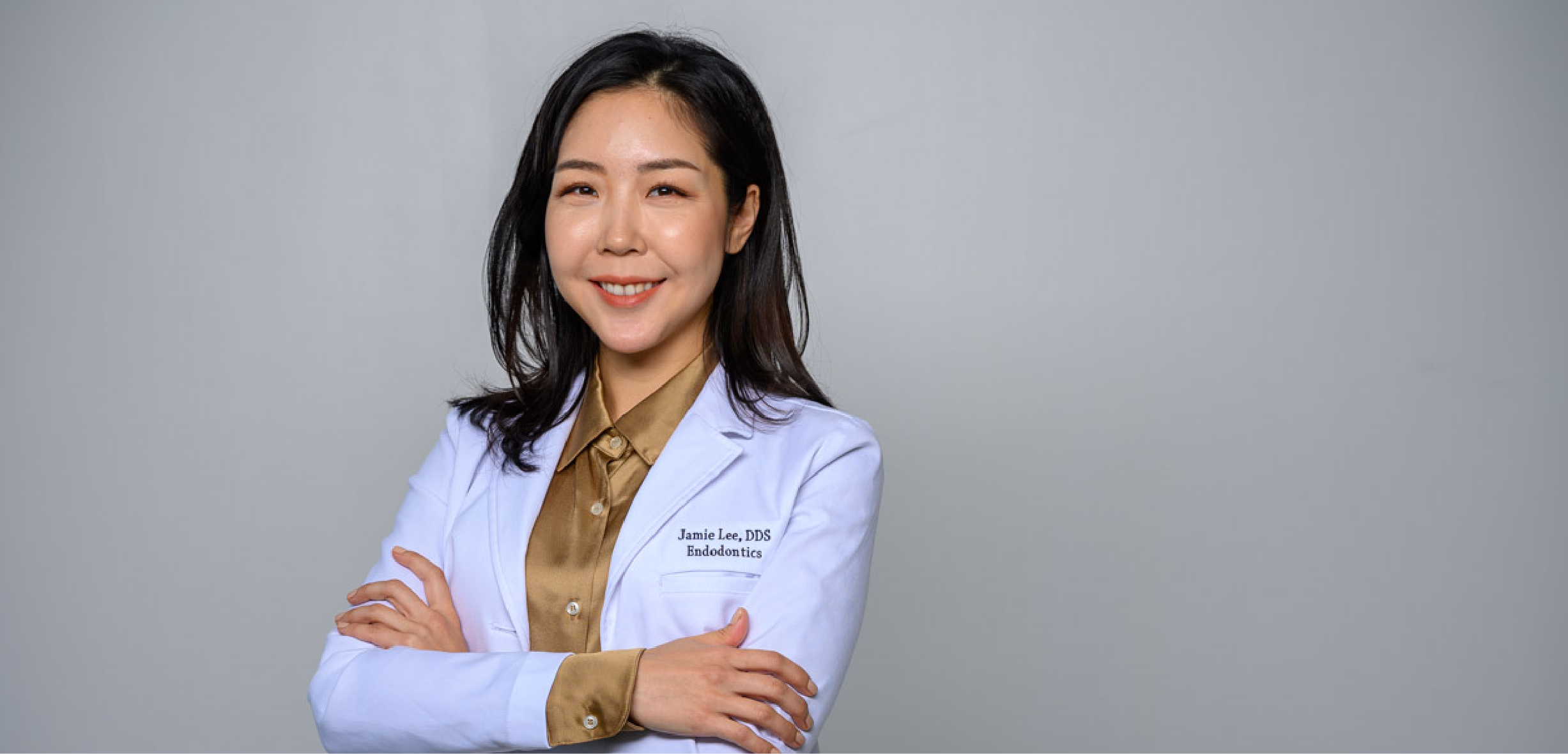 Endodontist in NYC Dr. Jamie Y. Lee at New York Endodontics Studio